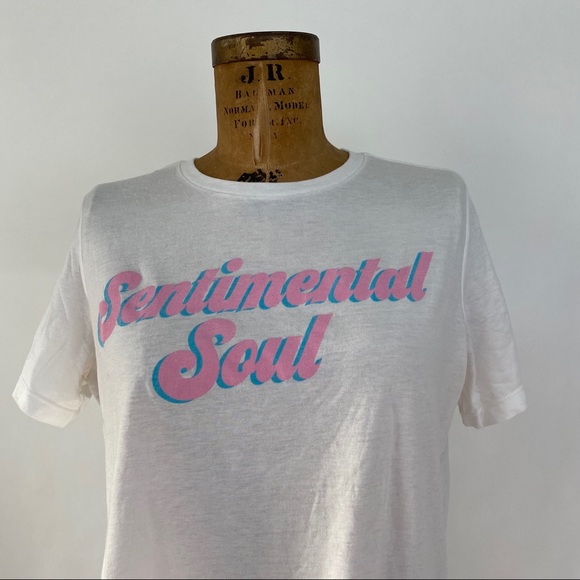 Made au Gold Graphic Tee “Sentimental Soul” T-Shirt size Large - Picture 11 of 15
